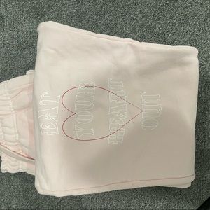 BRAND NEW BOYS LIE SWEATPANTS.